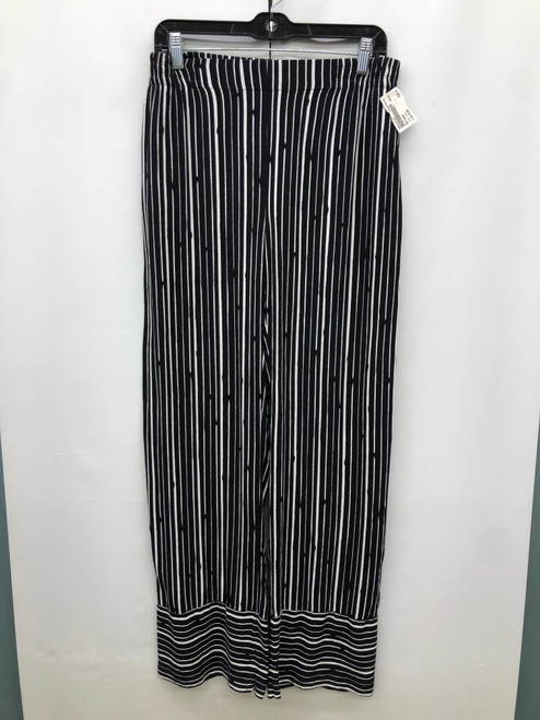 Vist Large View of Product Image Which is Used Reitmans Casual Pant 6-28