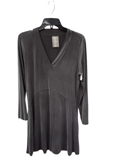 Vist Large View of Product Image Which is Used Dolan Short Dress B M-8/10