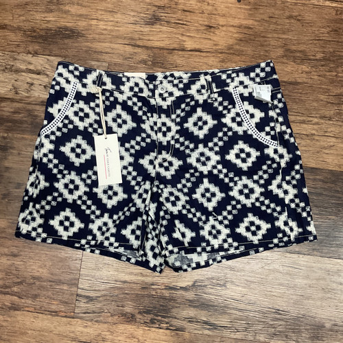 Vist Large View of Product Image Which is Used Vince Camuto Shorts 14-32