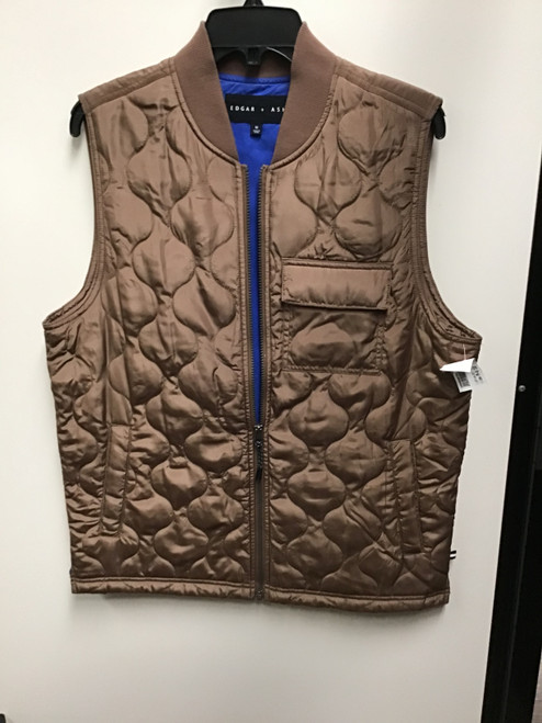 Vist Large View of Product Image Which is Used Unbranded Lightweight Vest M-8/10