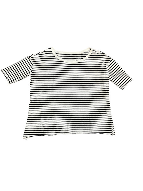 Vist Large View of Product Image Which is Used Frank & Eileen T-Shirt S-4/6