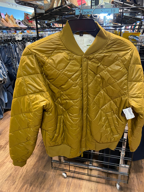 Used Unbranded Short Light Jacket S-4/6 60100-S000283649 Vist Large View of Product Image Which is Used Unbranded Short Light Jacket S-4/6