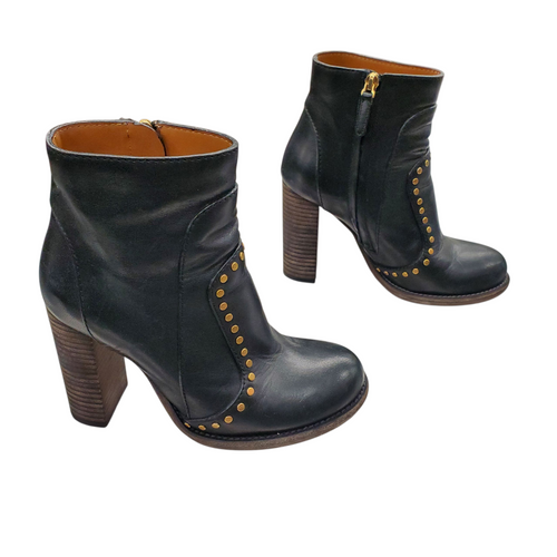 Vist Large View of Product Image Which is Used Chloe Short Boots Sz: 6/36