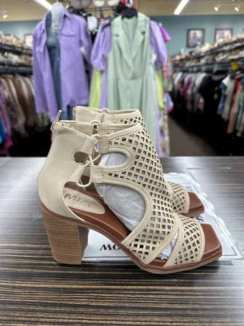 Vist Large View of Product Image Which is Used Mia Dress Sandals 7