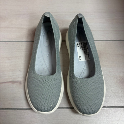 Vist Large View of Product Image Which is Used Easy Spirit Casual Shoes 8