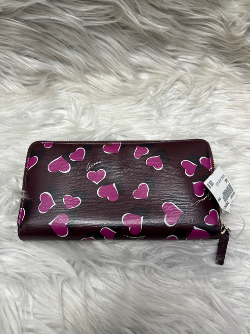 Vist Large View of Product Image Which is Used Gucci Leather Wallet