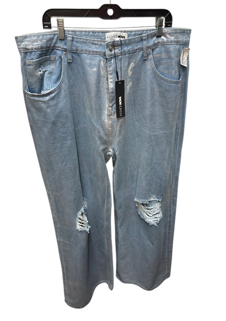 Used Fashion Nova Denim 18-34 60021-S000801335 Vist Large View of Product Image Which is Used Fashion Nova Denim 18-34