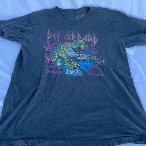 Vist Large View of Product Image Which is Used Unbranded T-Shirt F M-8/10