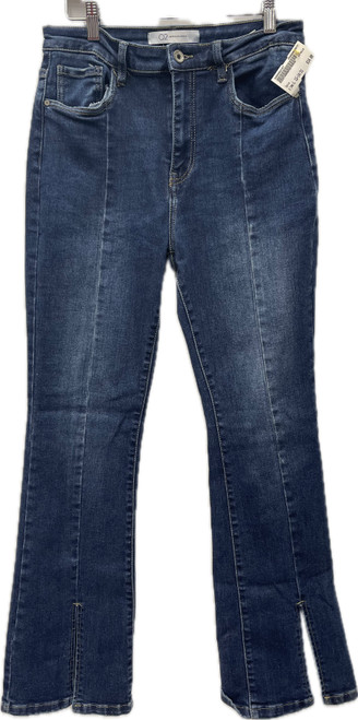 Q2 Denim L 12-14/31-32 60030-S000862187 Vist Large View of Product Image Which is Q2 Denim L 12-14/31-32