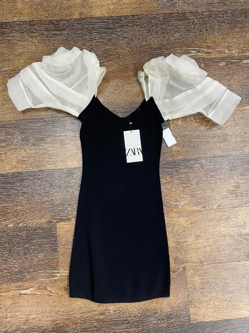 Vist Large View of Product Image Which is Used Zara Spring Short Dress F S-4/6