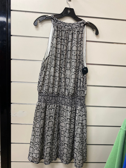 Vist Large View of Product Image Which is Used Stella & Dot Short Dress F L-12/14