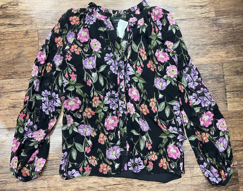 Vist Large View of Product Image Which is Used Yumi Kim Long Sleeve Top S-4/6