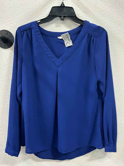 Vist Large View of Product Image Which is Used 41 Hawthorn Long Sleeve Top XS-0/2