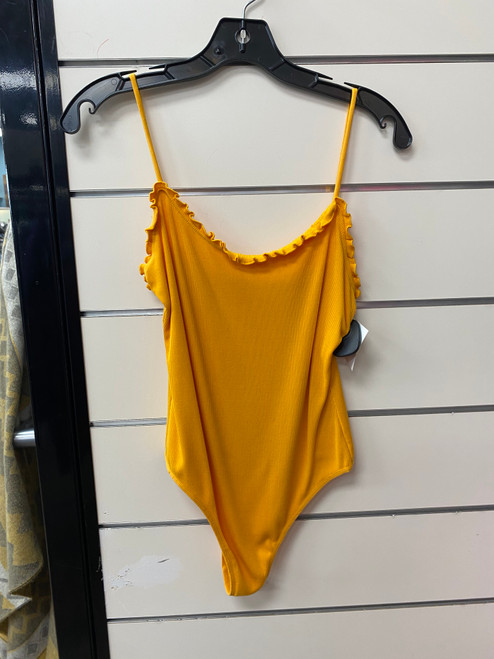 Vist Large View of Product Image Which is Used Wilfred Tank Top L-12/14