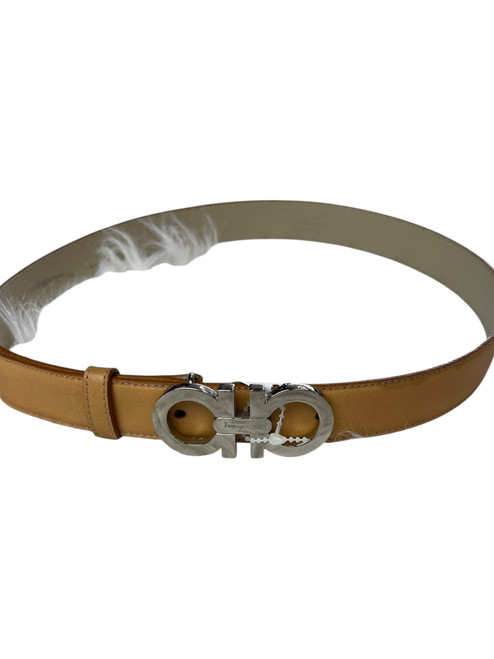 Vist Large View of Product Image Which is Used Salvatore Ferragamo Small belt 