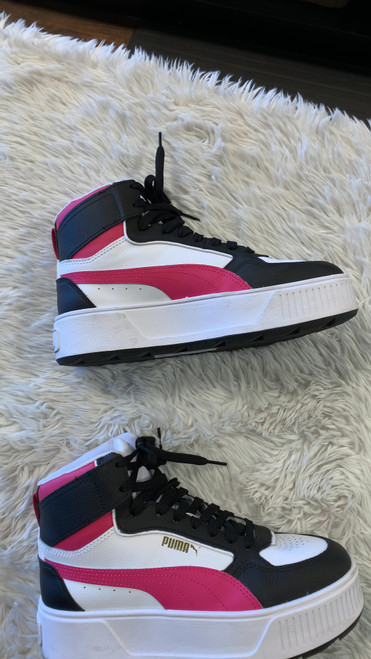 Vist Large View of Product Image Which is Used Puma Casual Shoes 8.5