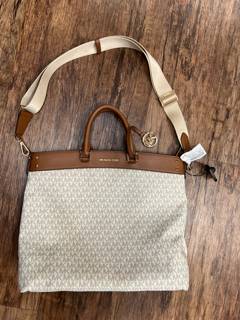 Vist Large View of Product Image Which is Used Michael Michael Kors Xlarge Leather Handbag
