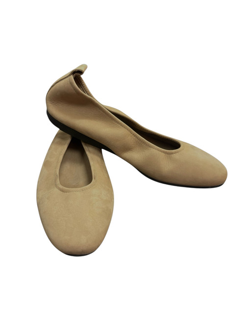 Vist Large View of Product Image Which is Used Arche Flats 9.5