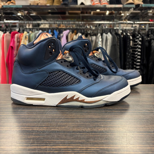 Used Nike Jordans Mens Athletic Shoes 9 60129-S000508668 Vist Large View of Product Image Which is Used Nike Jordans Mens Athletic Shoes 9