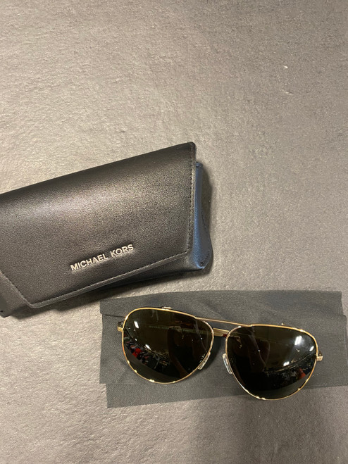 Vist Large View of Product Image Which is Used Michael Michael Kors Sunglasses