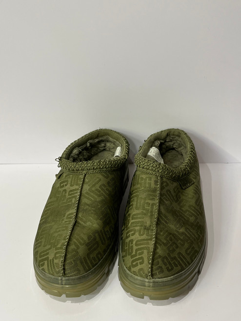 Vist Large View of Product Image Which is Used Ugg Australia Shoes 11