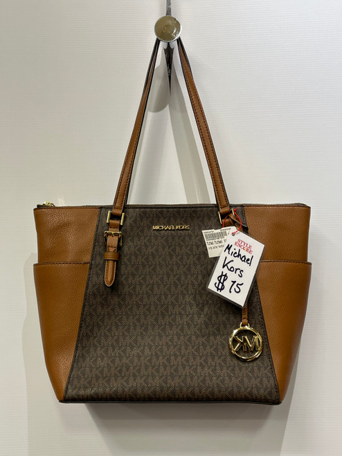 Vist Large View of Product Image Which is Used Michael Michael Kors Large Leather Handbag