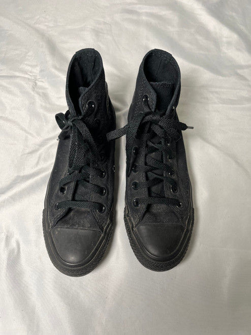 Vist Large View of Product Image Which is Used Converse Casual Shoes 6.5