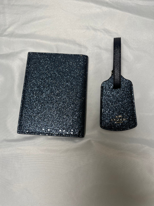 Vist Large View of Product Image Which is Used Coach Wallet