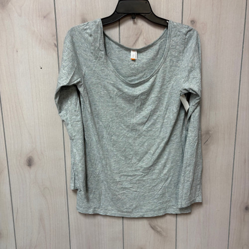 Vist Large View of Product Image Which is Used Lucy Long Sleeve Top M-8/10