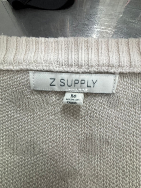 Vist Large View of Product Image Which is Used Z Supply Lightweight Sweater M-8/10