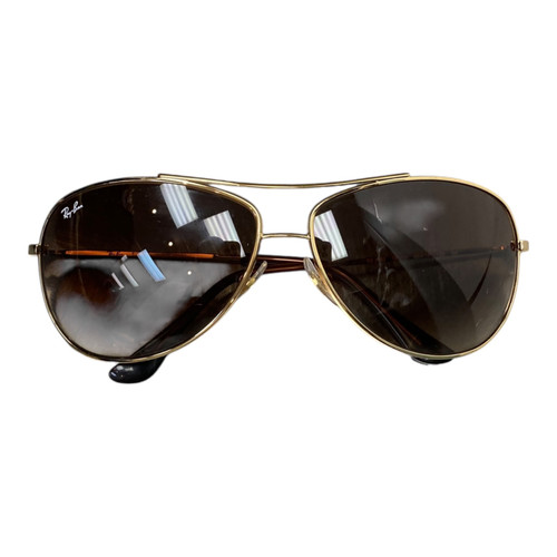 Vist Large View of Product Image Which is Used Ray-Ban Sunglasses