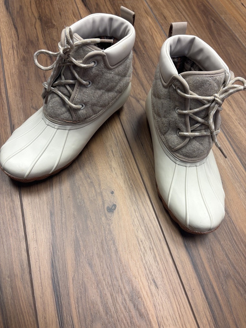 Vist Large View of Product Image Which is Used Skechers Outerwear Boots 7