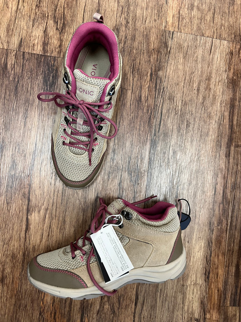 Vist Large View of Product Image Which is Used Vionic Outerwear Boots 8.5