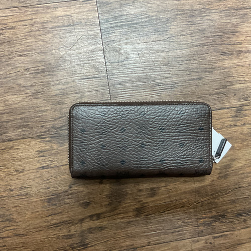 Vist Large View of Product Image Which is Used MCM Munchen Leather Wallet