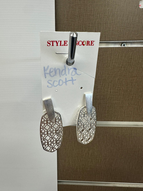 Vist Large View of Product Image Which is Used Kendra Scott Earrings