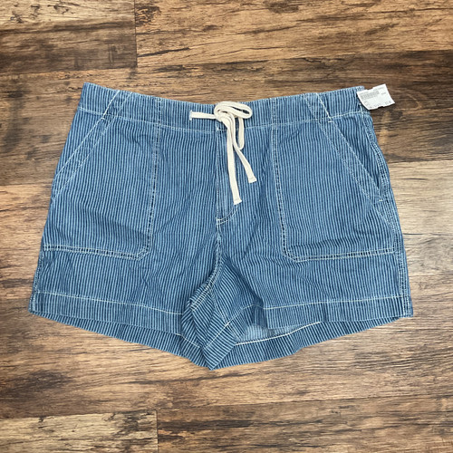 Vist Large View of Product Image Which is Used Loft Shorts L 12-14/31-32