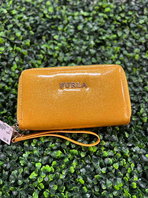 Vist Large View of Product Image Which is Used Furla Wallet