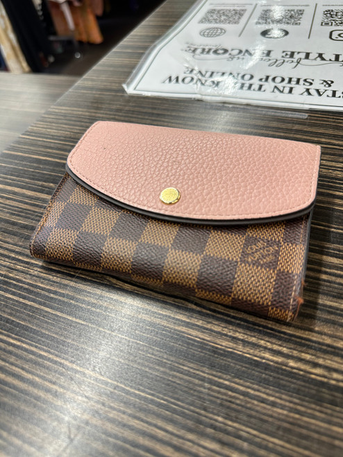 Used Louis Vuitton Leather Wallet 60031-S000771562 Vist Large View of Product Image Which is Used Louis Vuitton Leather Wallet