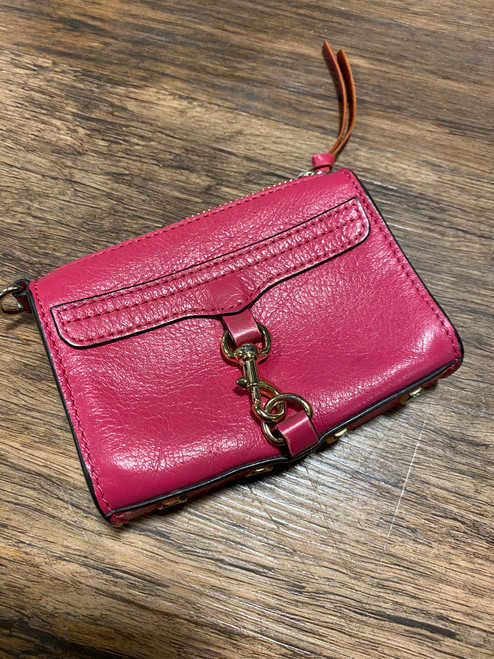 Vist Large View of Product Image Which is Used Rebecca Minkoff Wallet