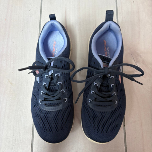 Vist Large View of Product Image Which is Used Skechers Performance Shoes 6.5