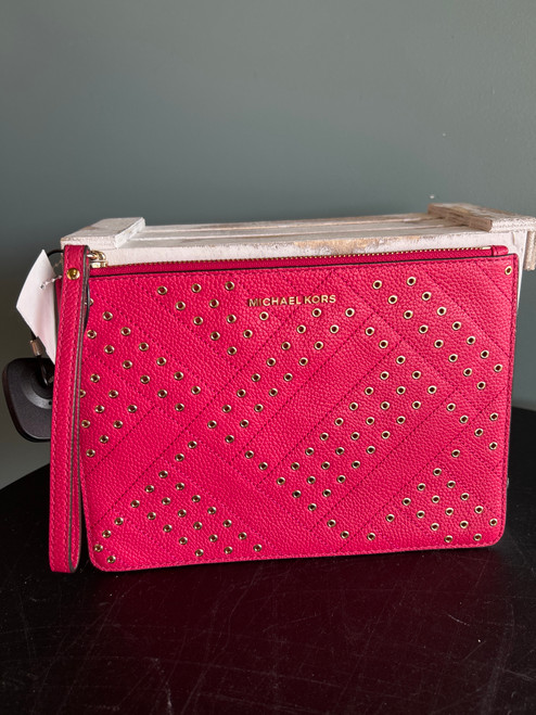 Vist Large View of Product Image Which is Used Michael Michael Kors Wristlet aff4