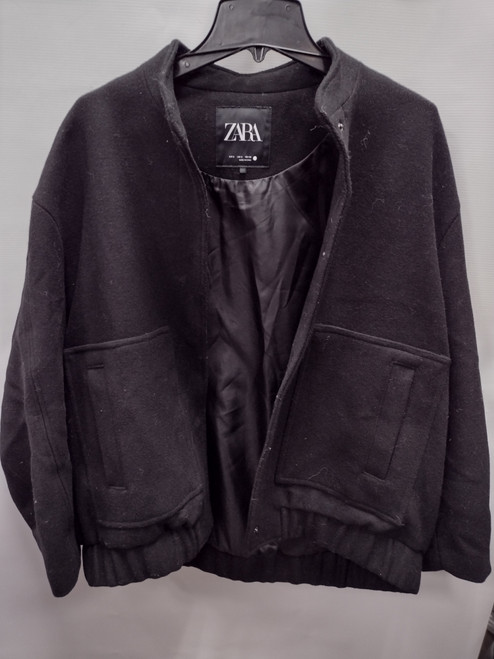 Vist Large View of Product Image Which is Used Zara Short HeavyCoat S-4/6