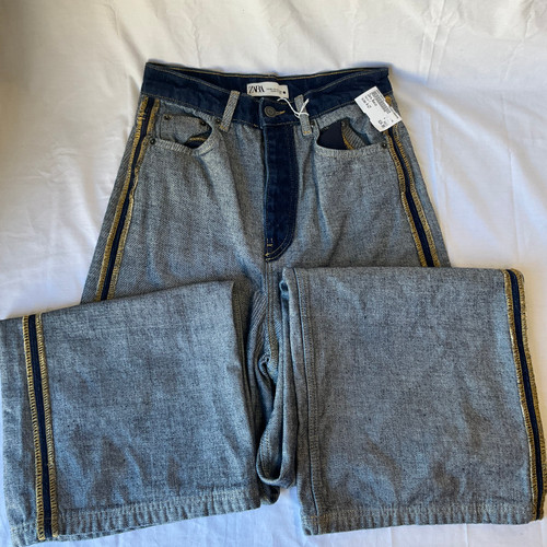 Used Zara Basic Denim 4-27 60045-S000768912 Vist Large View of Product Image Which is Used Zara Basic Denim 4-27