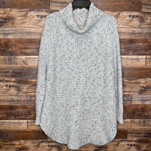 Vist Large View of Product Image Which is Used Free People Lightweight Sweater M-8/10