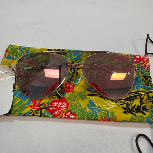 Vist Large View of Product Image Which is Used Unbranded Sunglasses