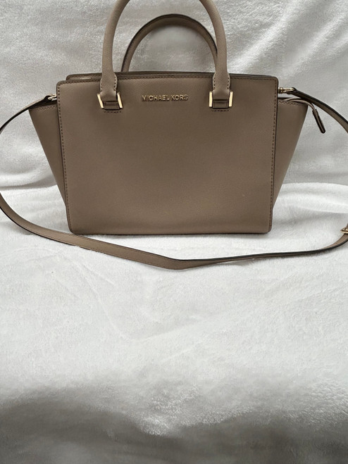 Vist Large View of Product Image Which is Used Michael Michael Kors Large Leather Handbag