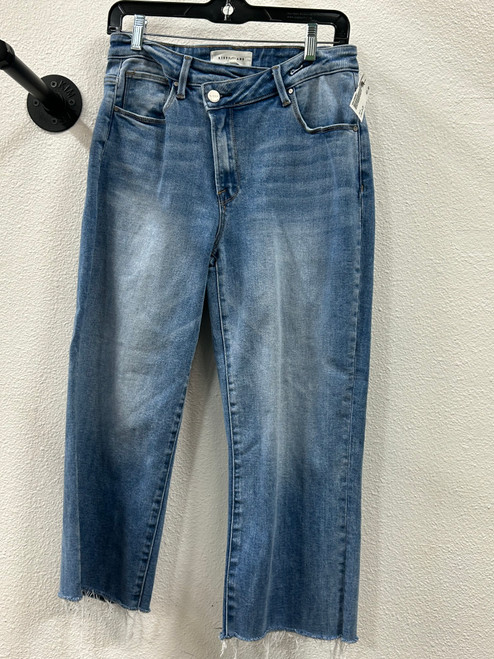 Vist Large View of Product Image Which is Used Unbranded Denim 8-29