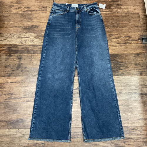 Used Lola Jeans Denim 8-29 60004-S000626672 Vist Large View of Product Image Which is Used Lola Jeans Denim 8-29