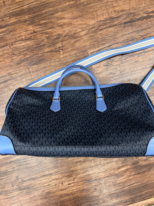 Vist Large View of Product Image Which is Used Michael Michael Kors Xlarge Leather Handbag