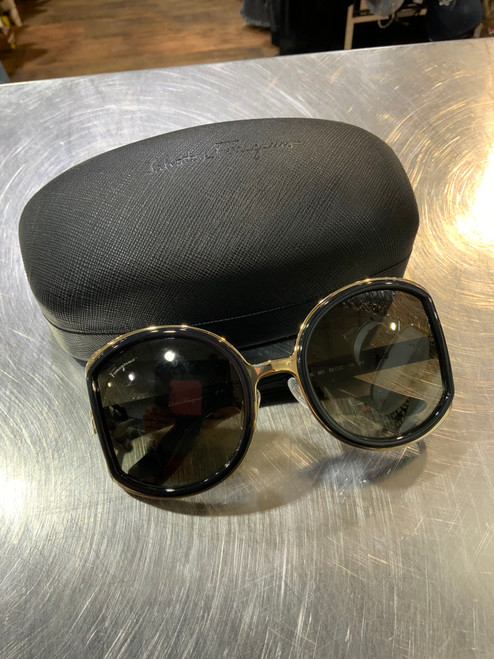 Vist Large View of Product Image Which is Used Salvatore Ferragamo Sunglasses 